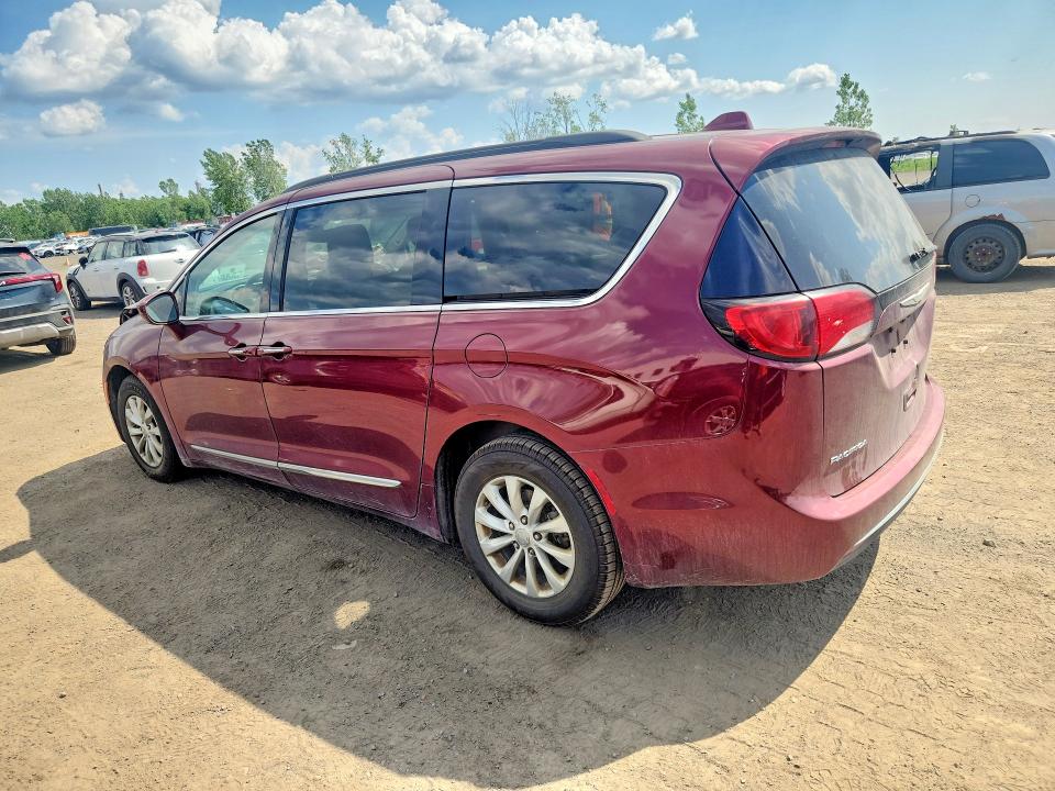 60025196 :رقم المزاد ، 2C4RC1BG2HR595515 vin ، 2017 Chrysler Pacifica مزاد بيع