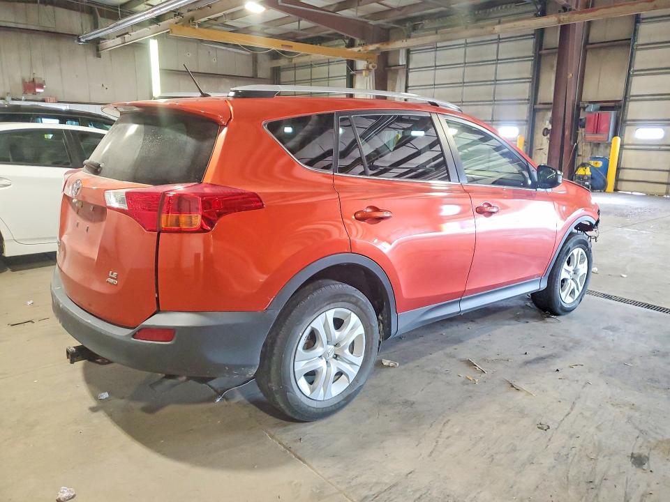 2015 Toyota Rav4 მანქანა იყიდება აუქციონზე, vin: JTMBFREV3FJ020732, აუქციონის ნომერი: 61023726