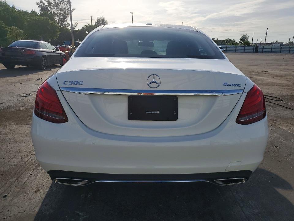2018 Mercedes-benz C მანქანა იყიდება აუქციონზე, vin: 55SWF4KBXJU281532, აუქციონის ნომერი: 62984886