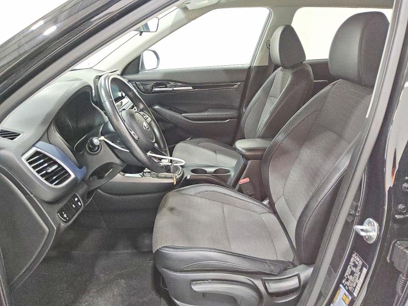 62963196 :رقم المزاد ، KNDEUCAA3M7047751 vin ، 2021 Kia Seltos مزاد بيع