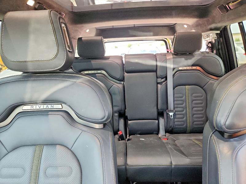 58977426 :رقم المزاد ، 7PDSGABA3PN029594 vin ، 2023 Rivian R1s مزاد بيع