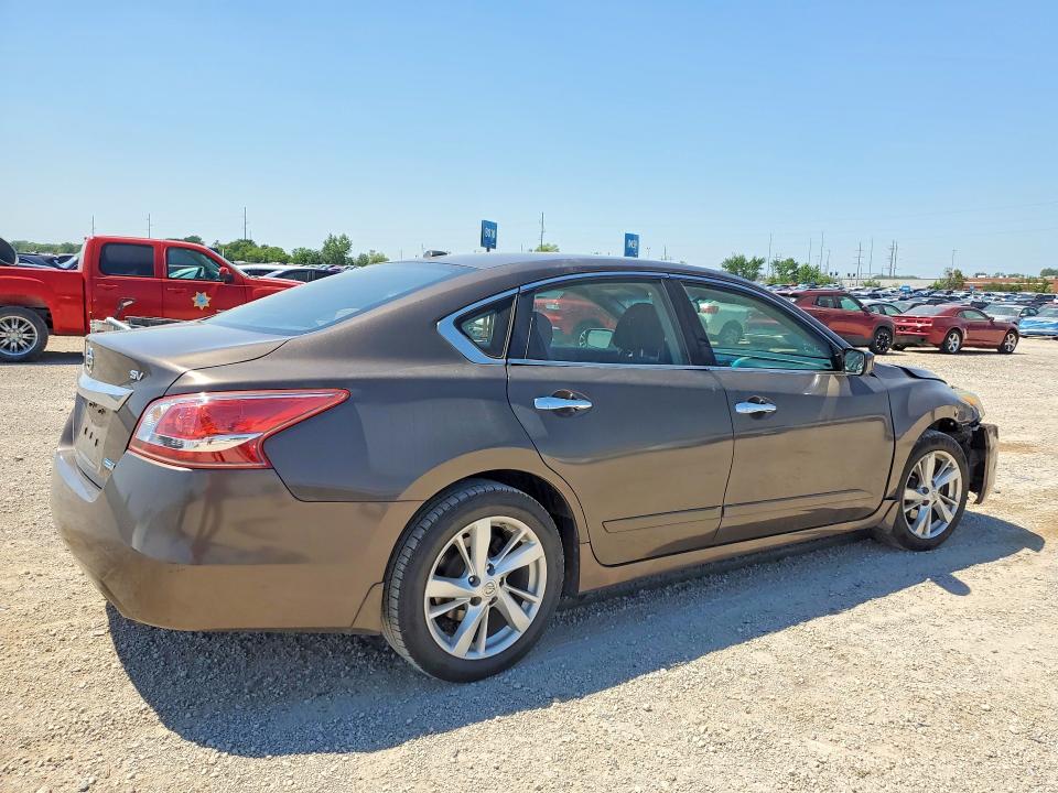 2013 Nissan Altima მანქანა იყიდება აუქციონზე, vin: 1N4AL3AP6DC258557, აუქციონის ნომერი: 61159676