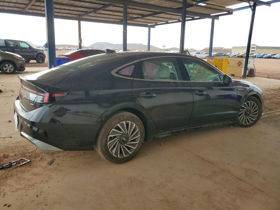 2025 Hyundai Sonata Hybrid მანქანა იყიდება აუქციონზე, vin: KMHL34JJXSA107438, აუქციონის ნომერი: 61091846