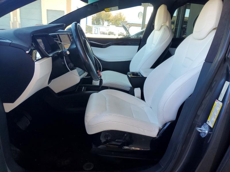2017 Tesla Model X მანქანა იყიდება აუქციონზე, vin: 5YJXCBE27HF044392, აუქციონის ნომერი: 60775176