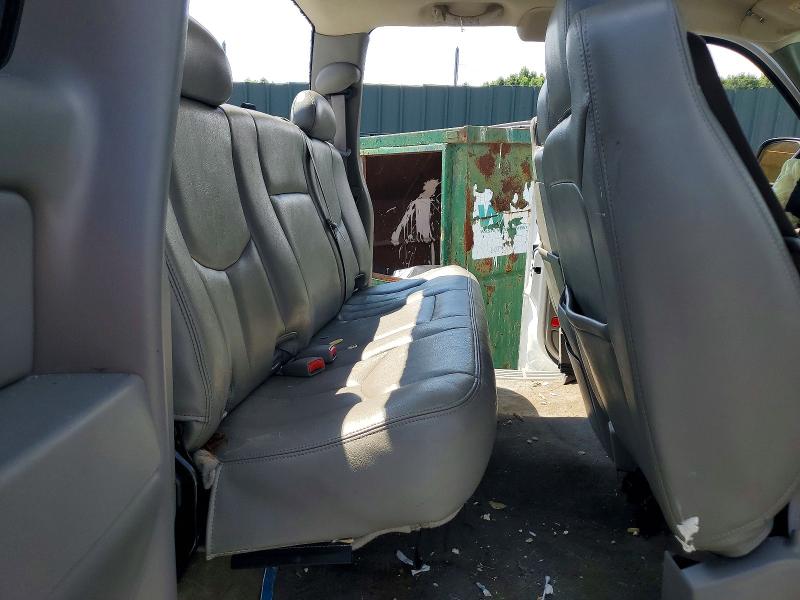 61127326 :رقم المزاد ، 1GTHK29U96E146455 vin ، 2006 Gmc Sierra مزاد بيع