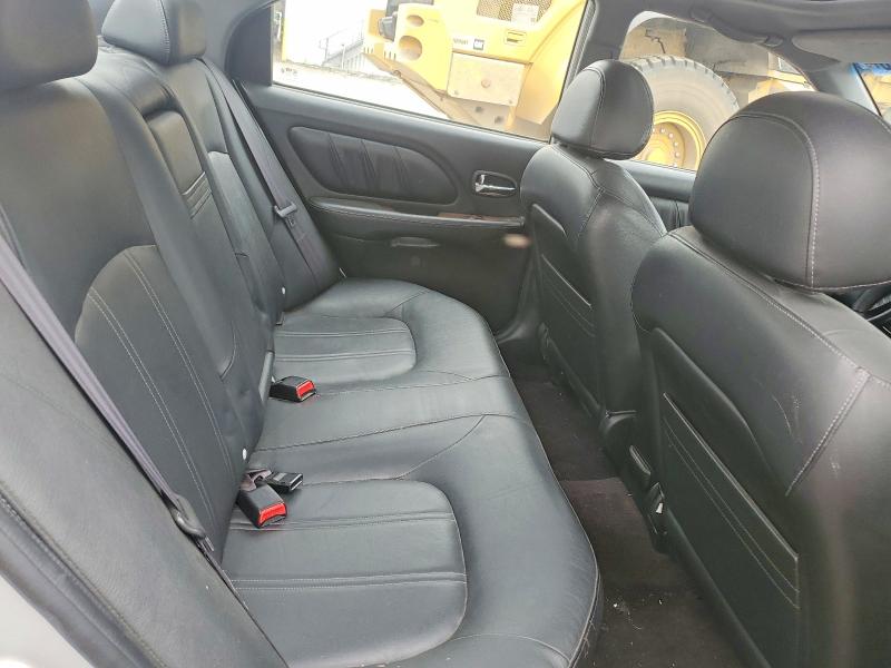61126256 :رقم المزاد ، KMHWF25H22A645308 vin ، 2002 Hyundai Sonata مزاد بيع