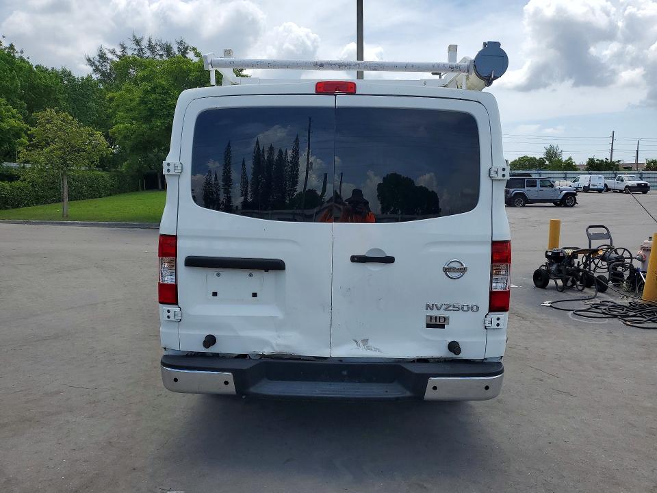 59318086 :رقم المزاد ، 1N6BF0KY5GN813323 vin ، 2016 Nissan Nv مزاد بيع