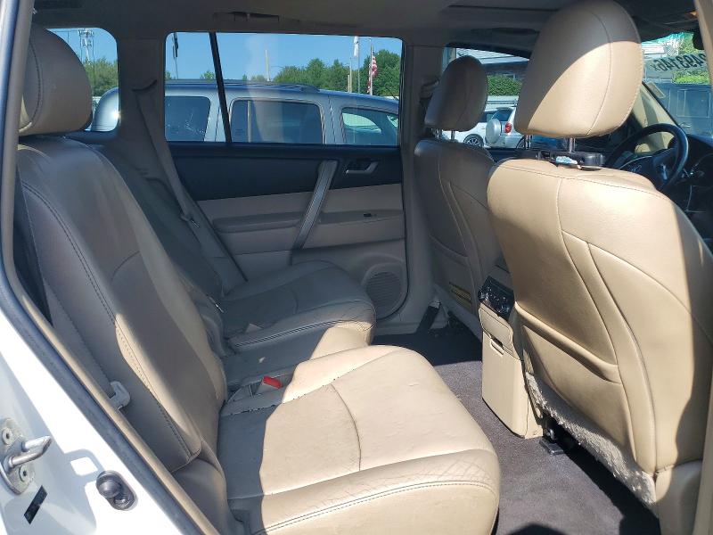 62493146 :رقم المزاد ، 5TDBK3EH5DS187810 vin ، 2013 Toyota Highlander مزاد بيع