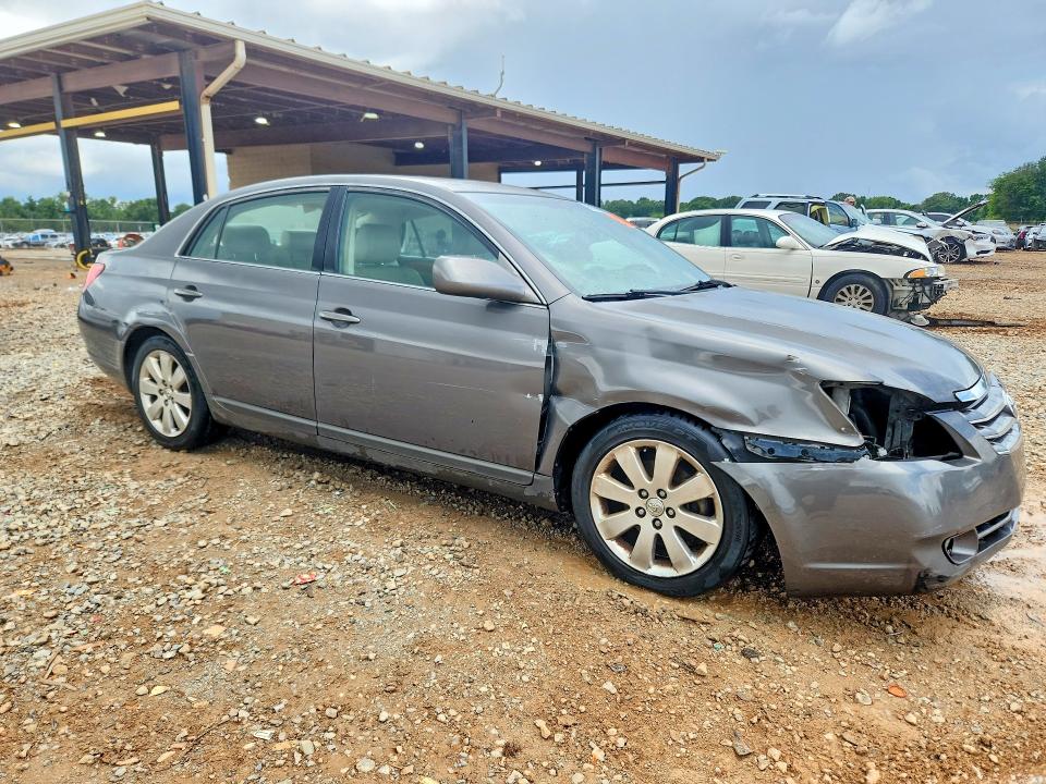 60986296 :رقم المزاد ، 4T1BK36B37U215514 vin ، 2007 Toyota Avalon مزاد بيع