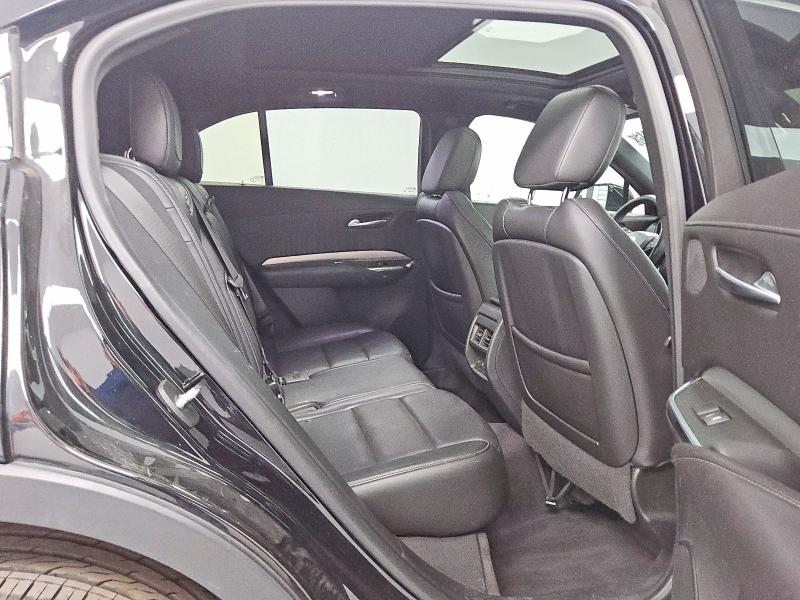 59216546 :رقم المزاد ، 1GYFZCR40KF146383 vin ، 2019 Cadillac Xt4 مزاد بيع