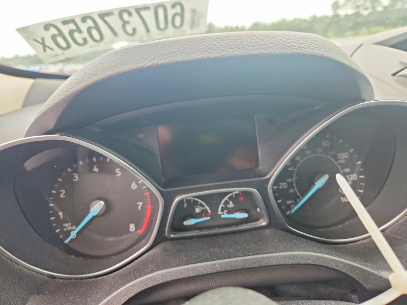 60737656 :رقم المزاد ، 1FMCU0F73JUA60477 vin ، 2018 Ford Escape مزاد بيع