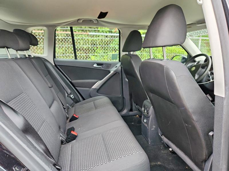 59955956 :رقم المزاد ، WVGAV75N49W512367 vin ، 2009 Volkswagen Tiguan مزاد بيع