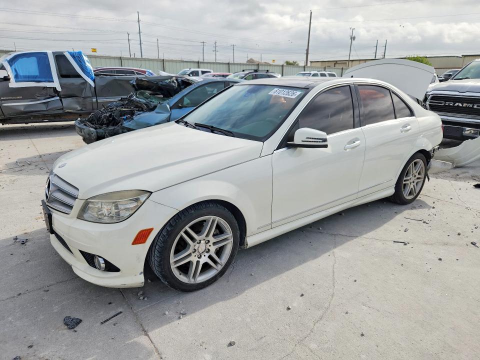 2010 Mercedes-benz C მანქანა იყიდება აუქციონზე, vin: WDDGF5GB7AR117207, აუქციონის ნომერი: 61012626