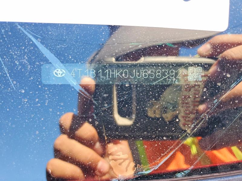 Продажа на аукционе авто 2018 Toyota Camry, vin: 4T1B11HK0JU658392, номер лота: 61045846