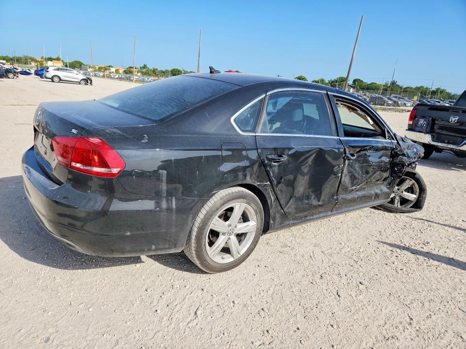 61401106 :رقم المزاد ، 1VWBH7A32DC025227 vin ، 2013 Volkswagen Passat مزاد بيع