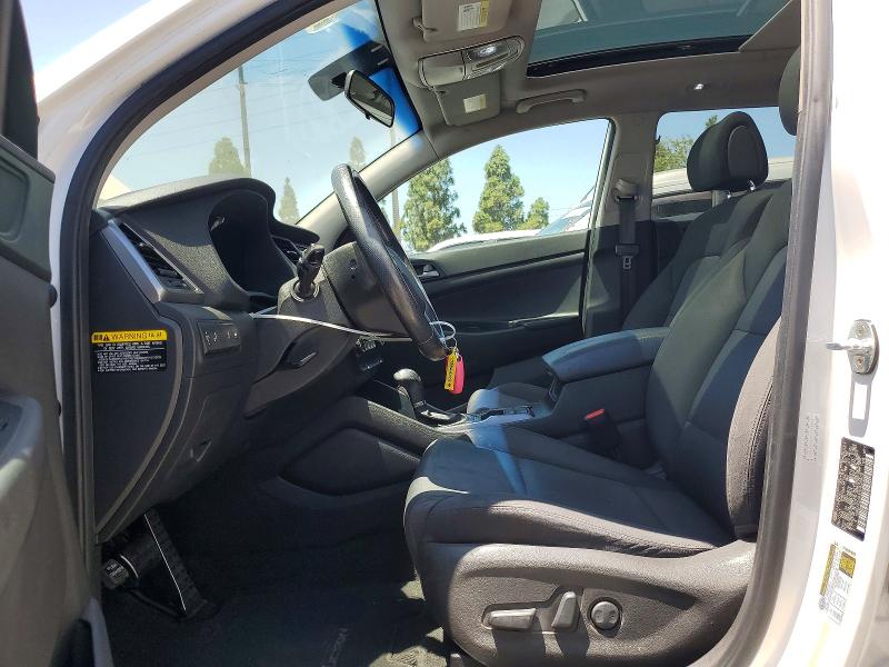 62049996 :رقم المزاد ، KM8J33A2XHU553509 vin ، 2017 Hyundai Tucson مزاد بيع