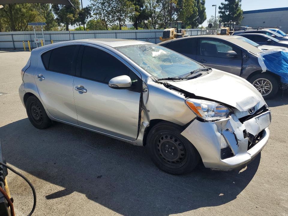 62286486 :رقم المزاد ، JTDKDTB37C1024056 vin ، 2012 Toyota Prius C مزاد بيع
