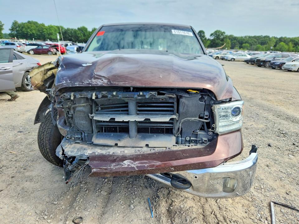 61011616 :رقم المزاد ، 1C6RR6PT2FS693237 vin ، 2015 Ram 1500 مزاد بيع