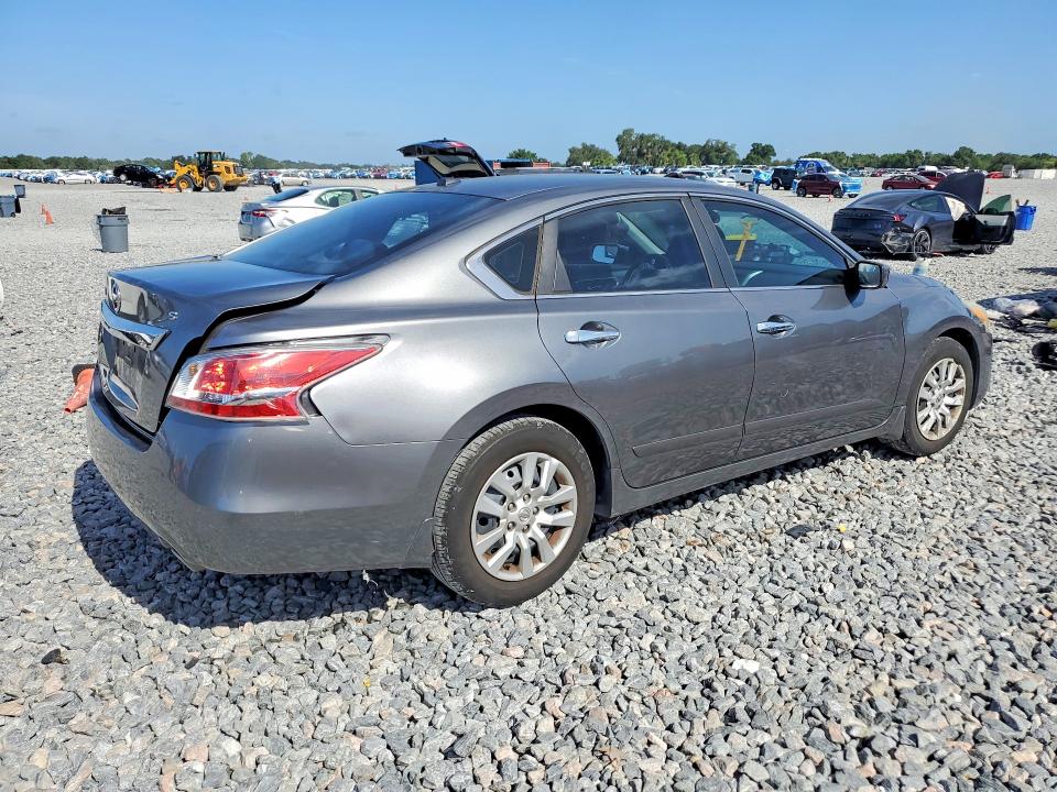 2015 Nissan Altima მანქანა იყიდება აუქციონზე, vin: 1N4AL3AP3FC196537, აუქციონის ნომერი: 60590756