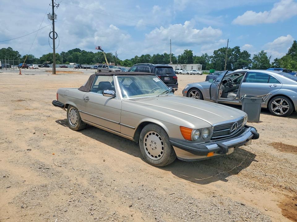 1986 Mercedes-benz 560 მანქანა იყიდება აუქციონზე, vin: WDBBA48D6GA051669, აუქციონის ნომერი: 59875636