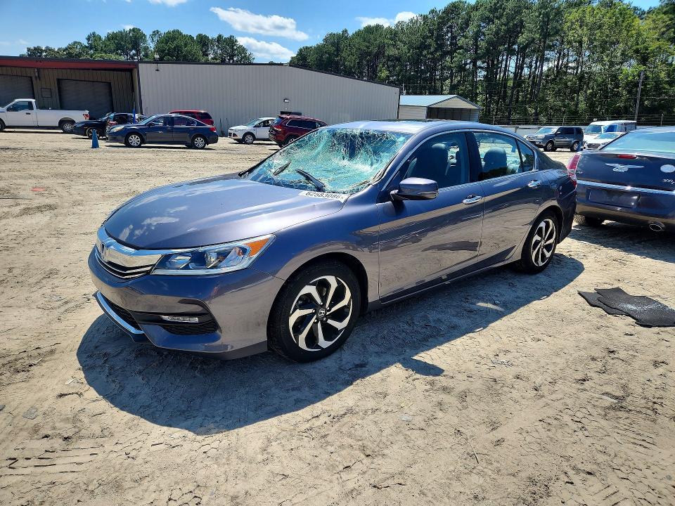 Продаж на аукціоні авто 2016 Honda Accord, vin: 1HGCR3F86GA033009, номер лоту: 62583086