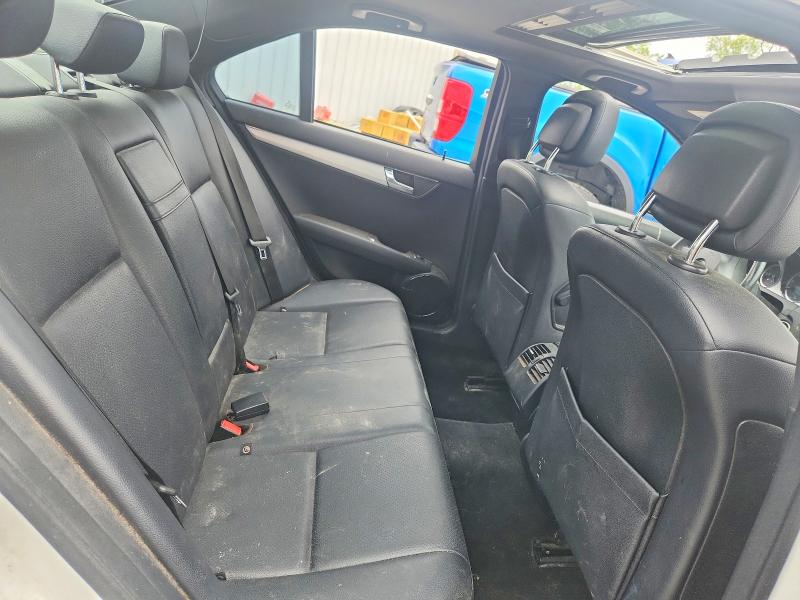 59830686 :رقم المزاد ، WDDGF81X39F213869 vin ، 2009 Mercedes-benz C مزاد بيع