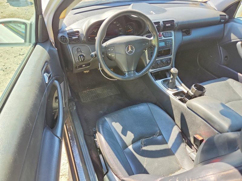 60586356 :رقم المزاد ، WDBRN47J32A370627 vin ، 2002 Mercedes-benz C مزاد بيع