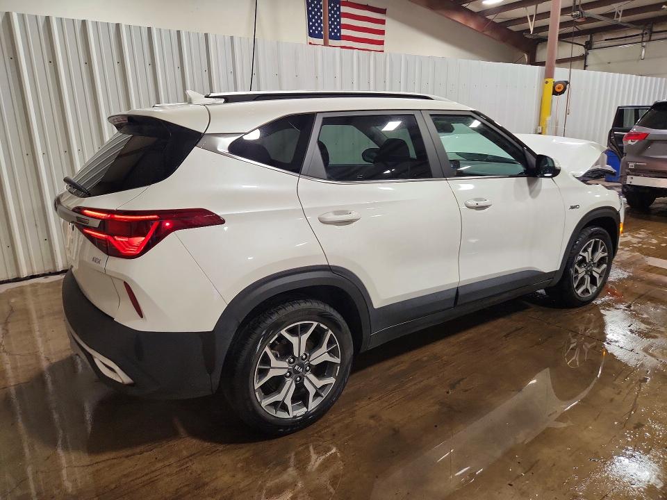 85454745 :رقم المزاد ، KNDERCAA2M7129438 vin ، 2021 Kia Seltos مزاد بيع
