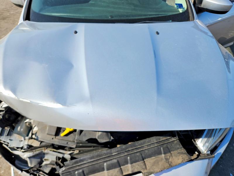 62917466 :رقم المزاد ، 1FADP3F23JL319972 vin ، 2018 Ford Focus مزاد بيع