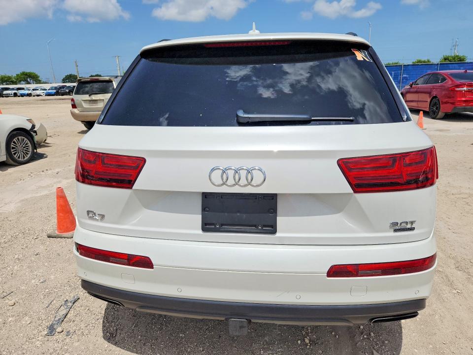 2017 Audi Q7 მანქანა იყიდება აუქციონზე, vin: WA1VABF77HD044692, აუქციონის ნომერი: 61384936
