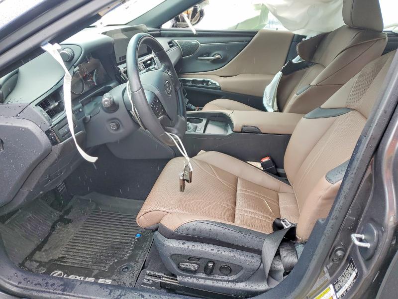 62949936 :رقم المزاد ، 58AFA1C14SU056895 vin ، 2025 Lexus Es 300h مزاد بيع