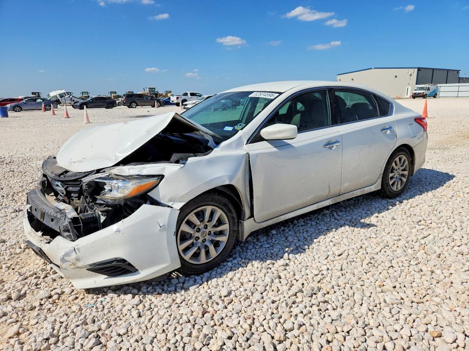 Продаж на аукціоні авто 2017 Nissan Altima, vin: 1N4AL3AP3HN320619, номер лоту: 62834696