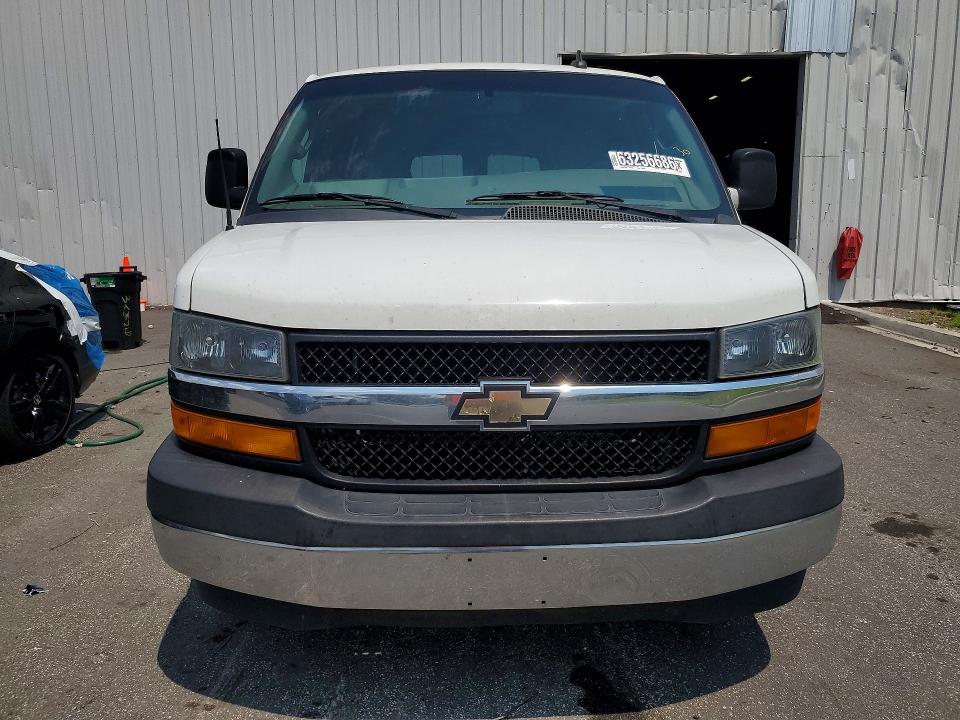 63256686 :رقم المزاد ، 1GAZGMFG1J1290560 vin ، 2018 Chevrolet Express G3500 مزاد بيع