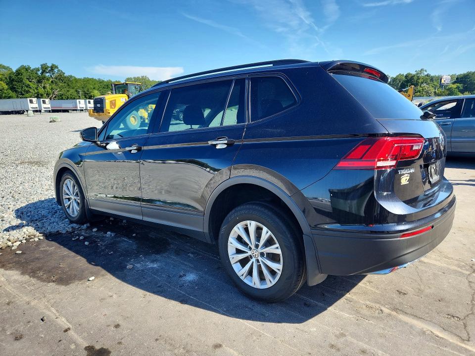 60195346 :رقم المزاد ، 3VV0B7AX5LM032492 vin ، 2020 Volkswagen Tiguan مزاد بيع