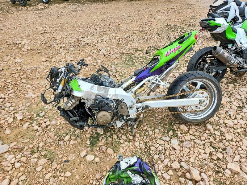 62282506 :رقم المزاد ، JKAZX2E10YA001729 vin ، 2000 Kawasaki Zx900 مزاد بيع