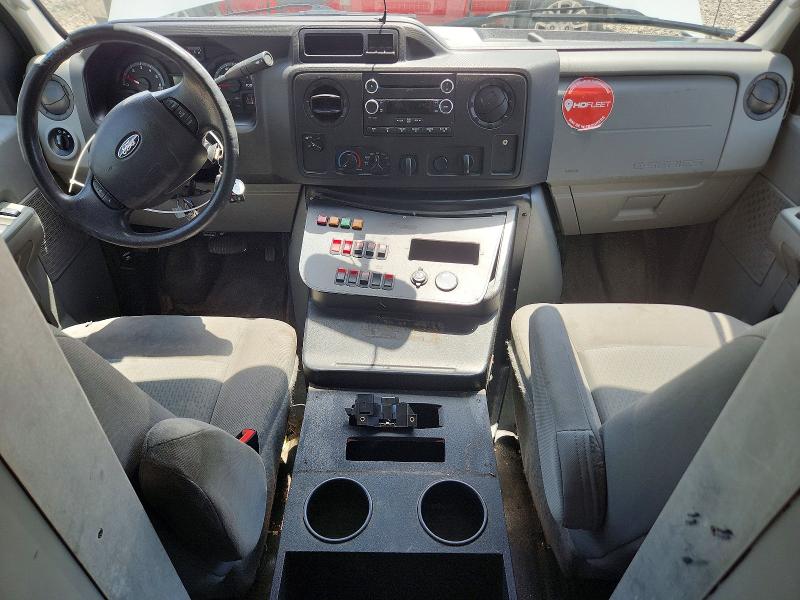 2018 Ford Econoline მანქანა იყიდება აუქციონზე, vin: 1FDWE3FS3JDC23127, აუქციონის ნომერი: 58719076