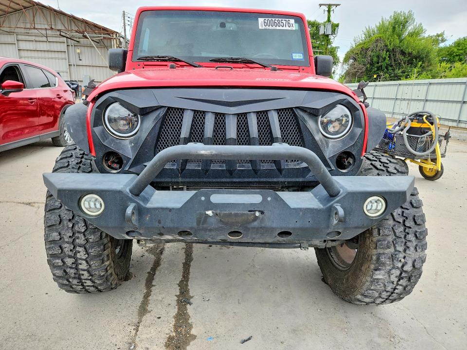 60068576 :رقم المزاد ، 1C4BJWDG4HL684495 vin ، 2017 Jeep Wrangler Unlimited مزاد بيع