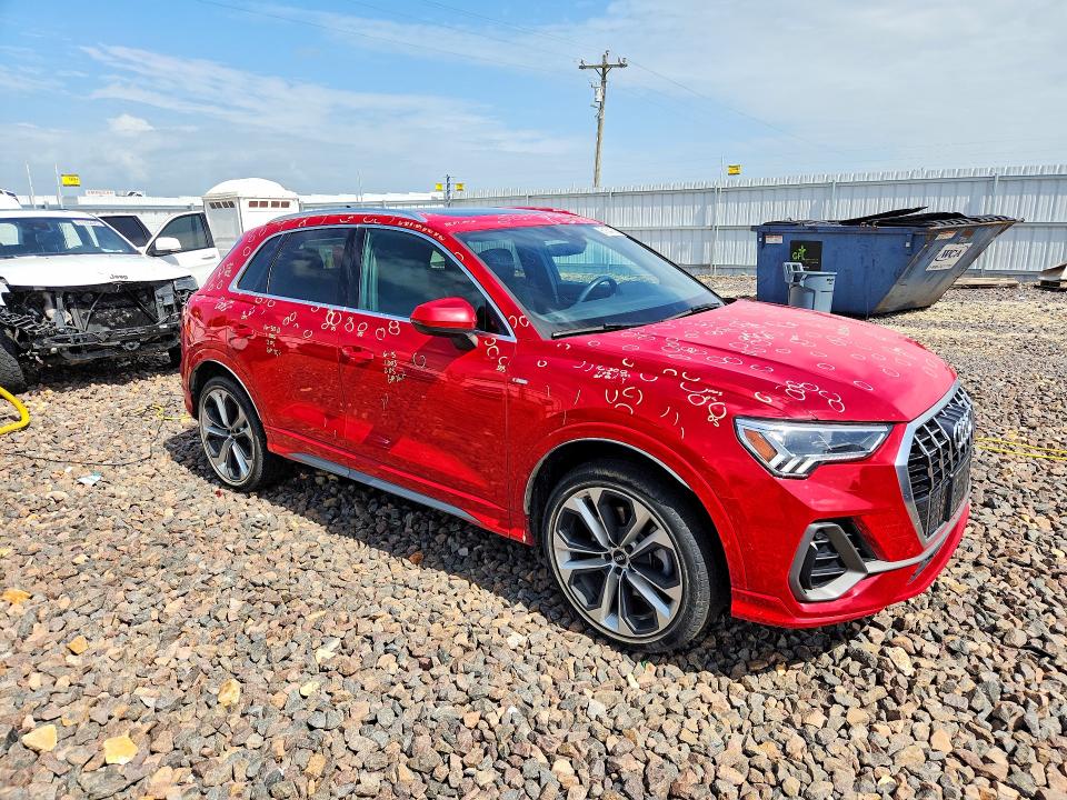 Продажа на аукционе авто 2020 Audi Q3, vin: WA1EECF36L1038903, номер лота: 61541976