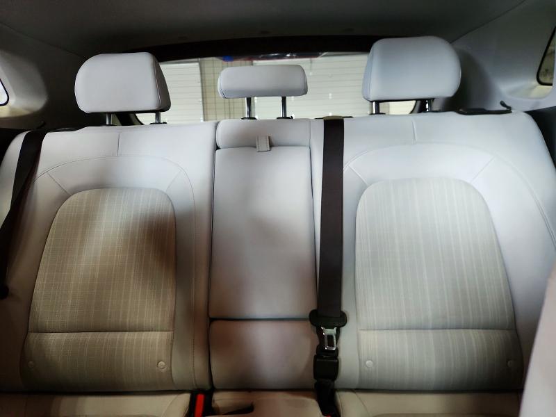 60670556 :رقم المزاد ، KM8K3CAB0NU848800 vin ، 2022 Hyundai Kona مزاد بيع