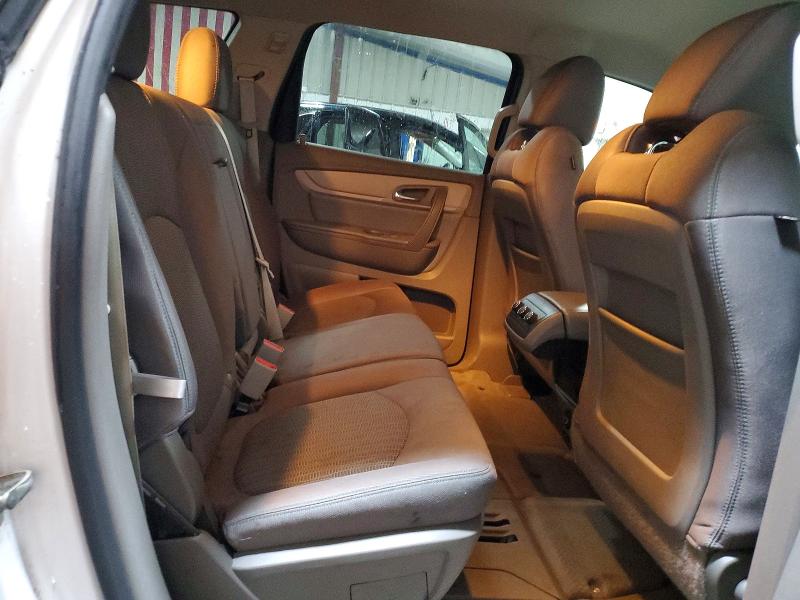 62104976 :رقم المزاد ، 1GNKVFKD1HJ104328 vin ، 2017 Chevrolet Traverse مزاد بيع