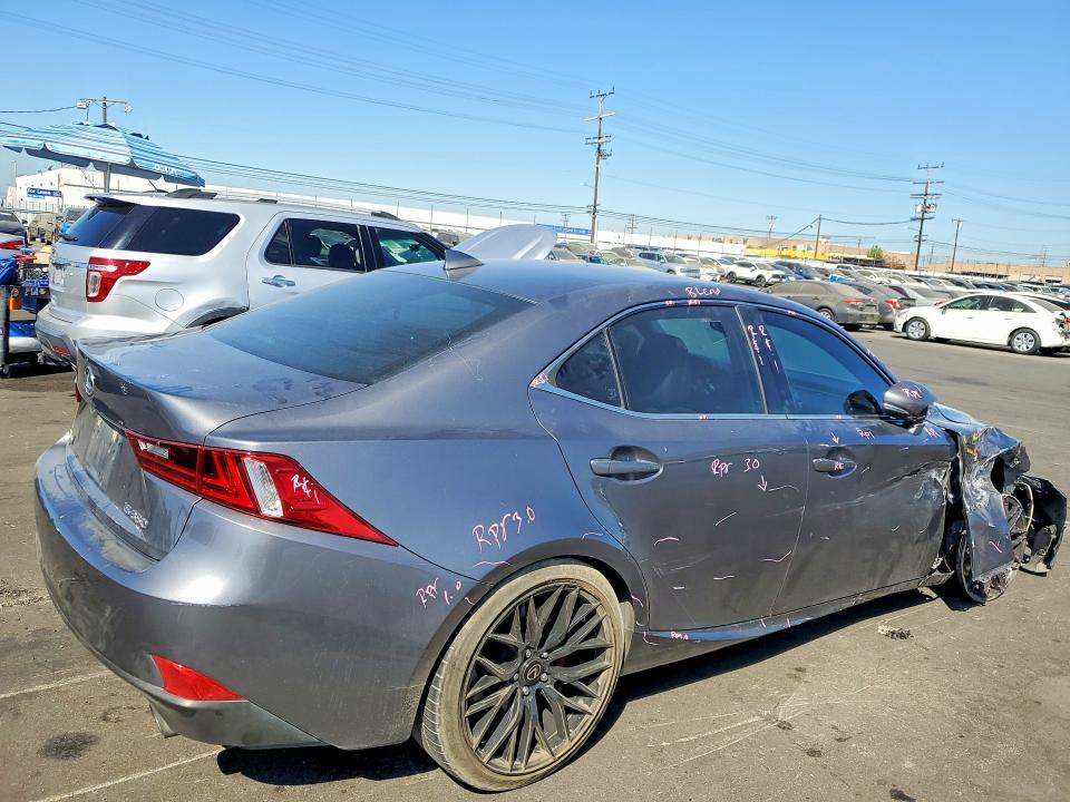 63015846 :رقم المزاد ، JTHBE1D26E5011797 vin ، 2014 Lexus Is مزاد بيع