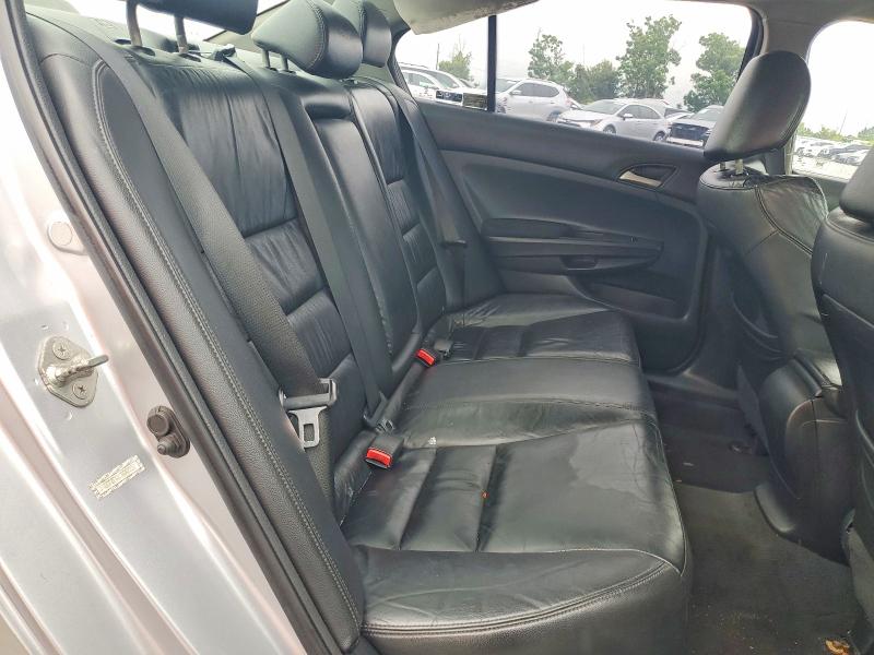 60712206 :رقم المزاد ، 1HGCP2F62CA042038 vin ، 2012 Honda Accord مزاد بيع