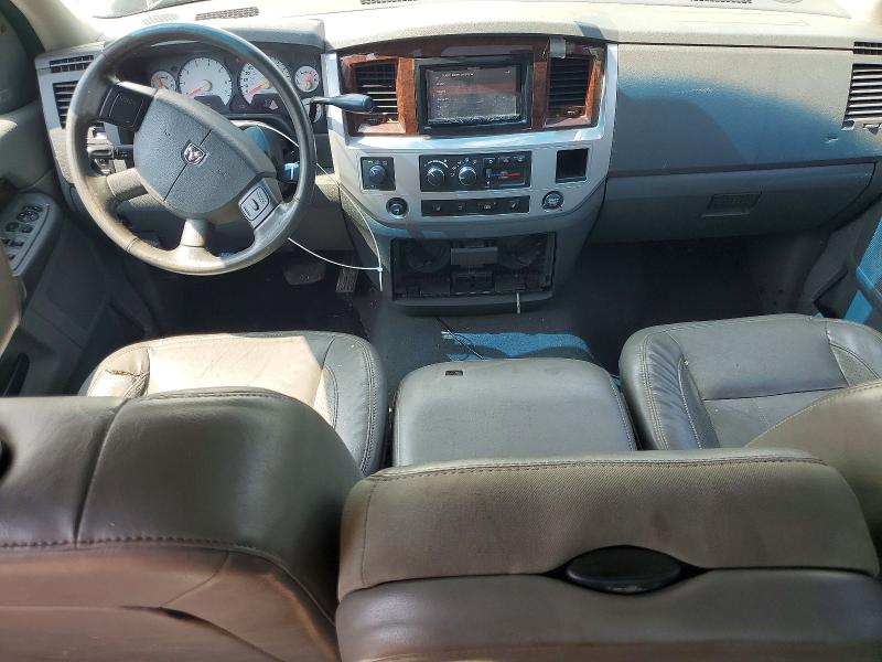 61943256 :رقم المزاد ، 1D7HU18268S527758 vin ، 2008 Dodge Ram 1500 مزاد بيع