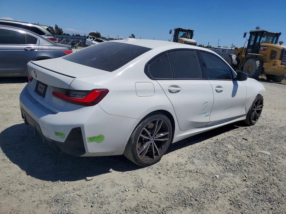 60437946 :رقم المزاد ، 3MW39FF09P8C97313 vin ، 2023 Bmw 330e مزاد بيع