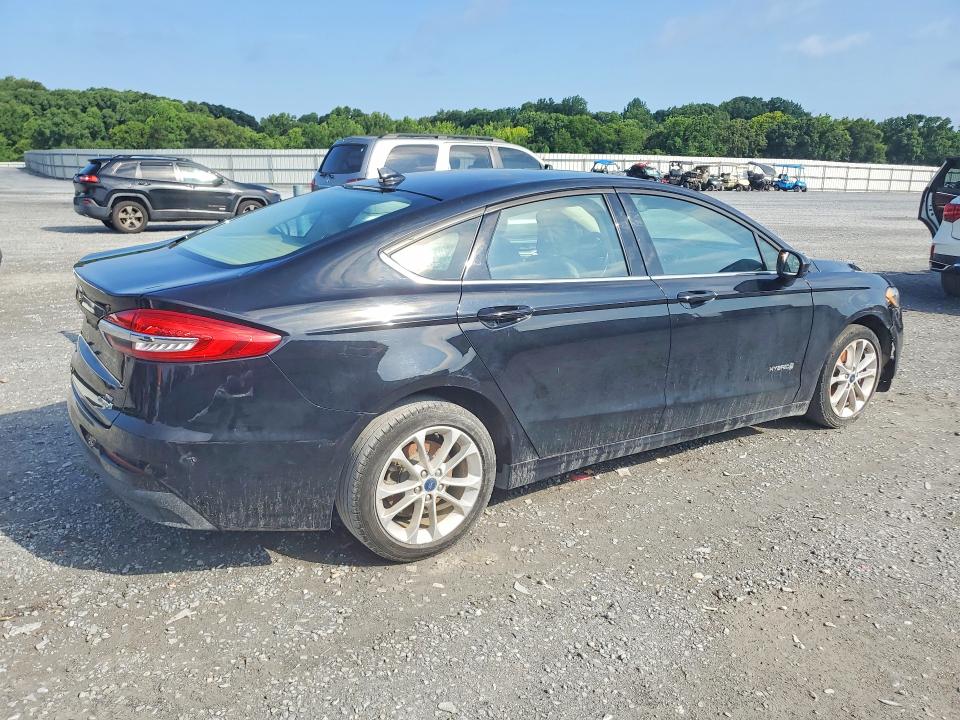 Продаж на аукціоні авто 2019 Ford Fusion, vin: 3FA6P0LU6KR269116, номер лоту: 60125266