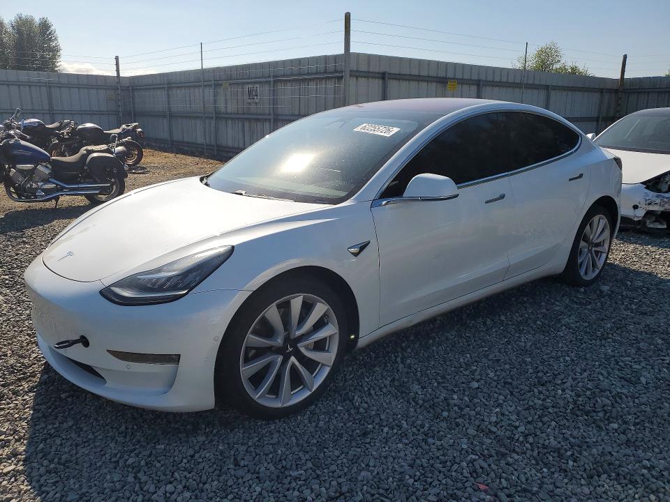 2018 Tesla Model 3 მანქანა იყიდება აუქციონზე, vin: 5YJ3E1EA5JF013822, აუქციონის ნომერი: 62255726