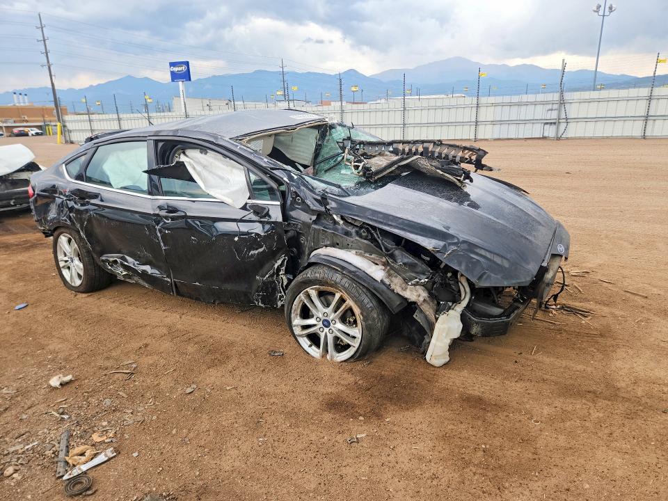 60685356 :رقم المزاد ، 3FA6P0LUXJR173777 vin ، 2018 Ford Fusion مزاد بيع