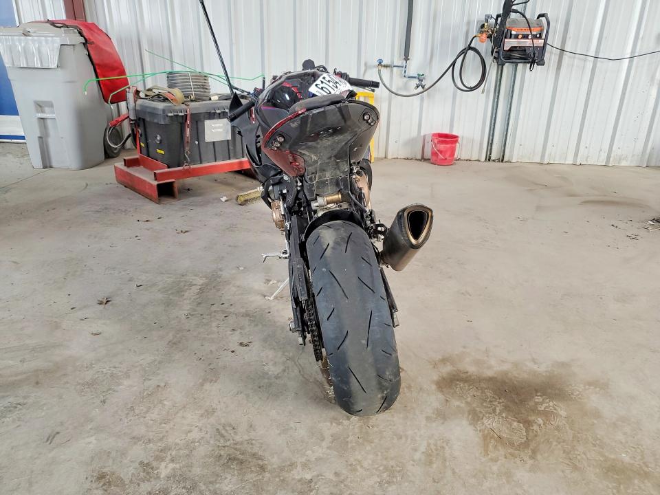 61547466 :رقم المزاد ، WB10E2307N6F51099 vin ، 2022 Bmw S 1000 مزاد بيع