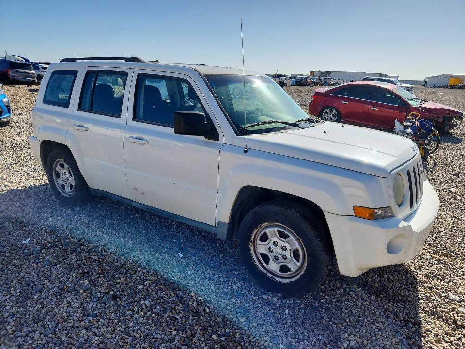 2010 Jeep Patriot მანქანა იყიდება აუქციონზე, vin: 1J4NT2GB7AD546041, აუქციონის ნომერი: 61341196