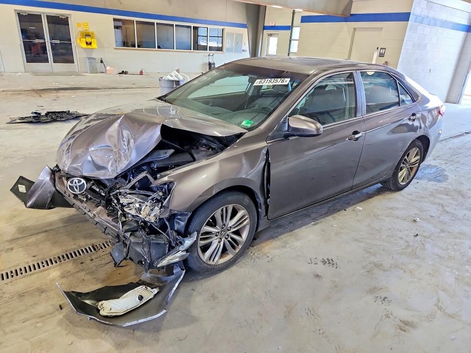 Aukcja sprzedaży 2015 Toyota Camry, vin: 4T1BF1FK0FU070231, numer aukcji: 63193576